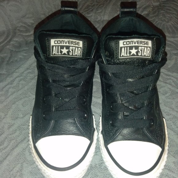 Midrise Leather Chuck Taylor Converse - Picture 3 of 4